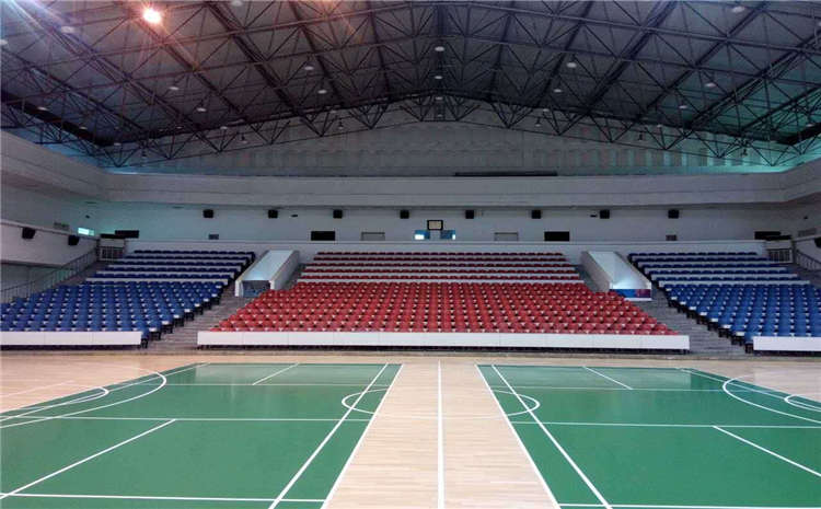 專業的風雨操場運動地板造價