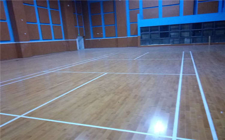 專業(yè)的運動體育地板怎么翻新