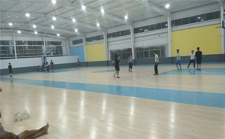 學(xué)校NBA籃球場(chǎng)木地板品牌廠家