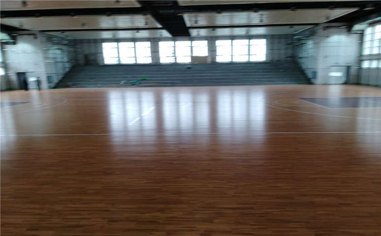籃球場館木地板腳感為什么這樣好