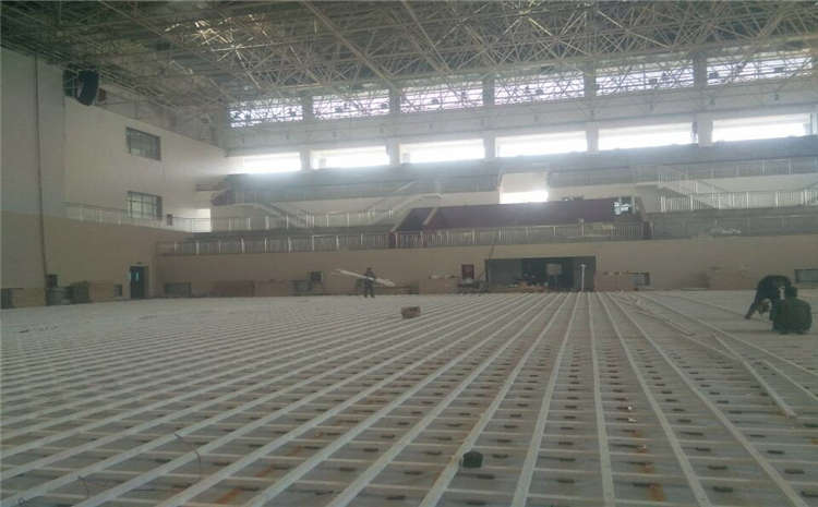 柞木風雨操場地板圖片及價格